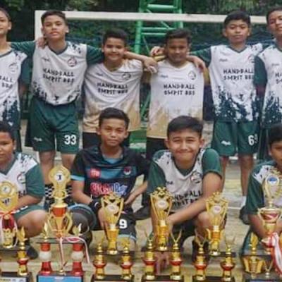 Siswa SMP IT BBS